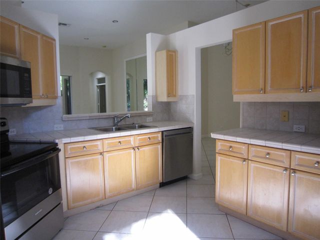 4173 Imperial Club Lane, Wellington, FL 33449