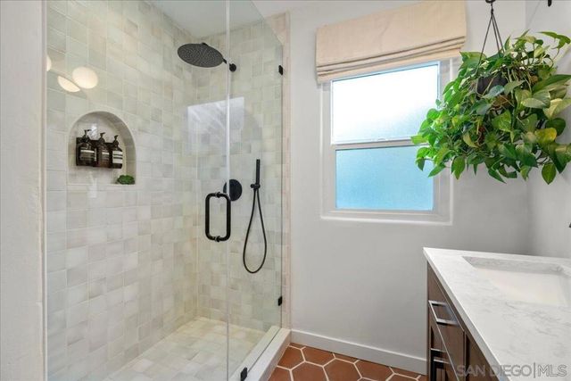 5626 Madison Ave, San Diego, CA 92115
