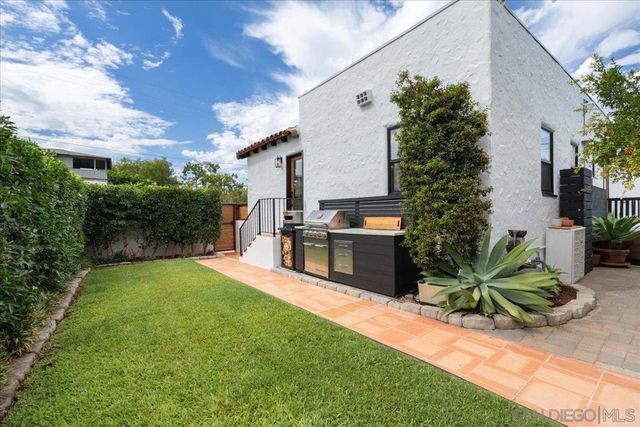 5626 Madison Ave, San Diego, CA 92115