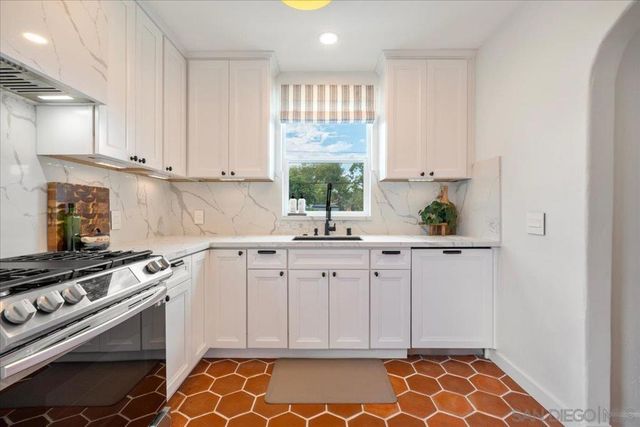 5626 Madison Ave, San Diego, CA 92115