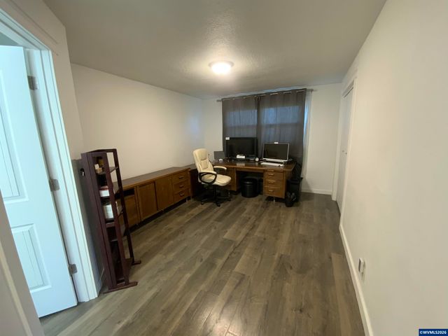 6083 12th Av NE, Keizer, OR 97303