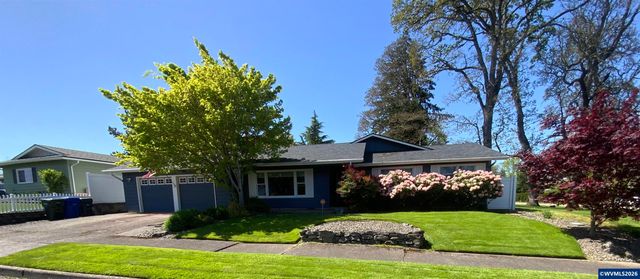 6083 12th Av NE, Keizer, OR 97303