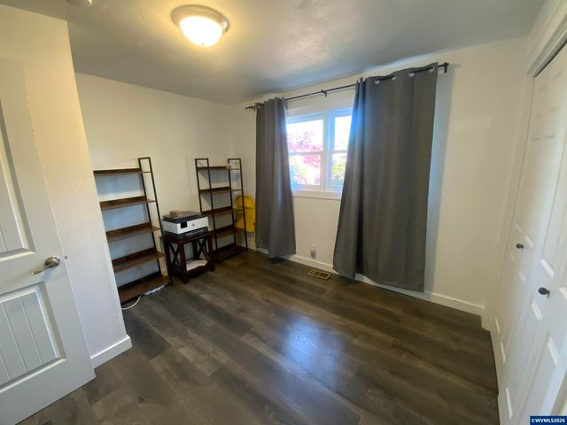 6083 12th Av NE, Keizer, OR 97303