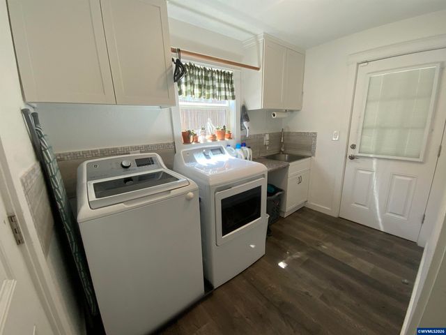 6083 12th Av NE, Keizer, OR 97303