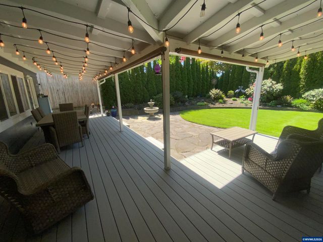 6083 12th Av NE, Keizer, OR 97303