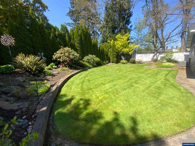 6083 12th Av NE, Keizer, OR 97303