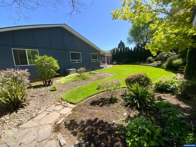 6083 12th Av NE, Keizer, OR 97303