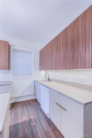 4052 Nebraska Avenue, St Louis, MO 63118