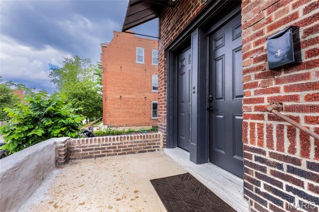 4052 Nebraska Avenue, St Louis, MO 63118