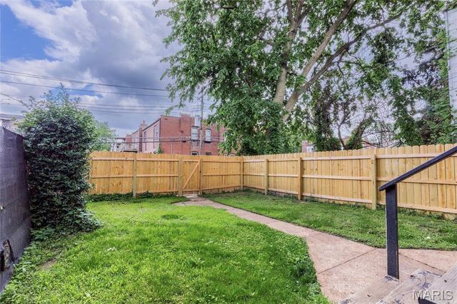 4052 Nebraska Avenue, St Louis, MO 63118