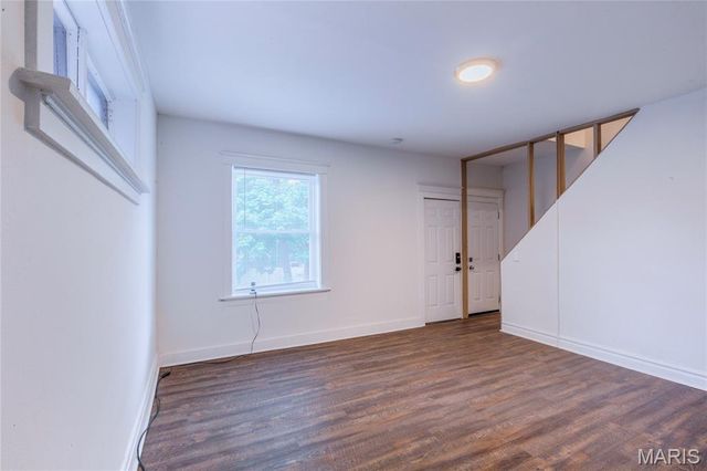 4052 Nebraska Avenue, St Louis, MO 63118