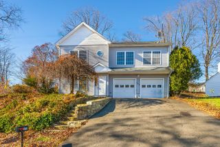 173 Anton Drive, Bridgeport, CT 06606