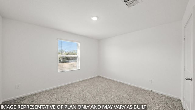133 Baby Calf Roping RD, Jarrell, TX 76537