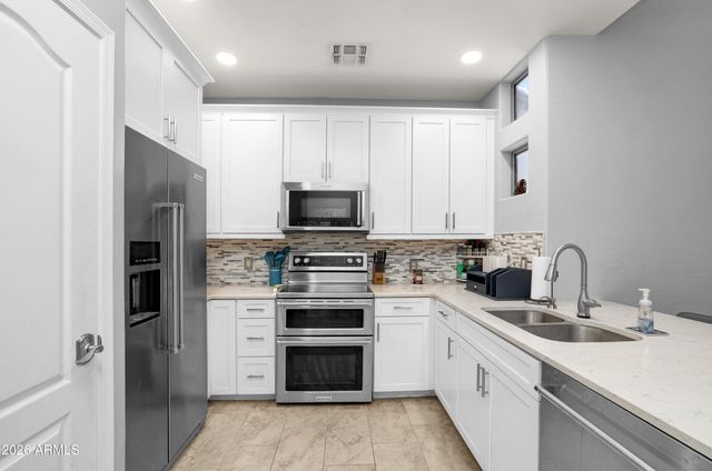 1932 N MESA Drive 34, Mesa, AZ 85201