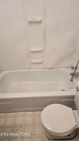 80 Mclarty Lane, Crossville, TN 38555