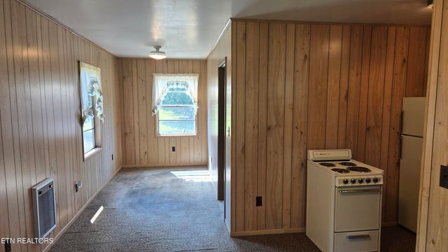 80 Mclarty Lane, Crossville, TN 38555