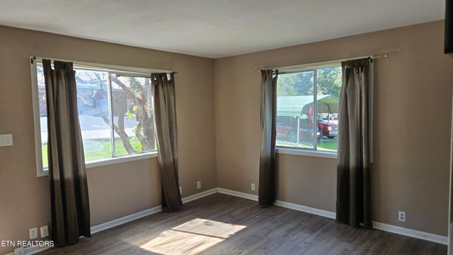 80 Mclarty Lane, Crossville, TN 38555