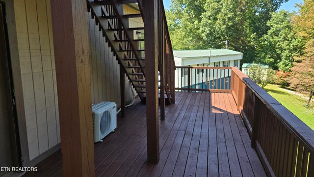 80 Mclarty Lane, Crossville, TN 38555