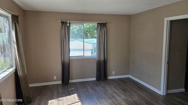 80 Mclarty Lane, Crossville, TN 38555