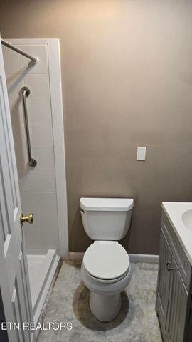 80 Mclarty Lane, Crossville, TN 38555