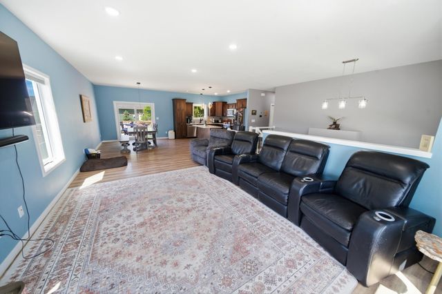 1505 14th Avenue NE, Kasson, MN 55944