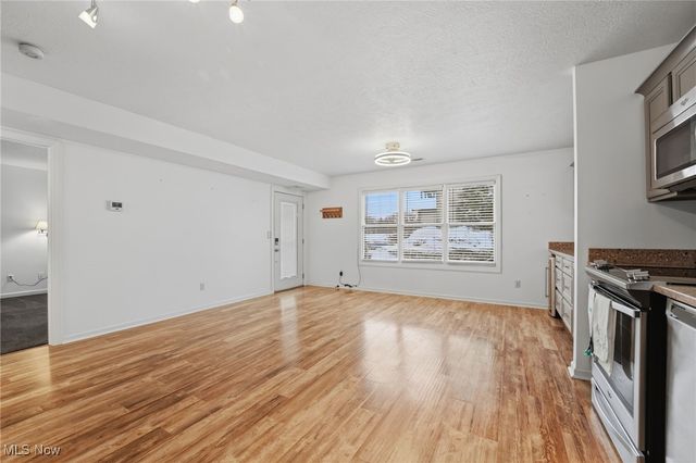 5237 W Lake Road W 1011, Ashtabula, OH 44004