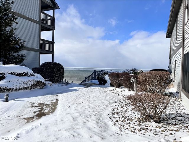 5237 W Lake Road W 1011, Ashtabula, OH 44004