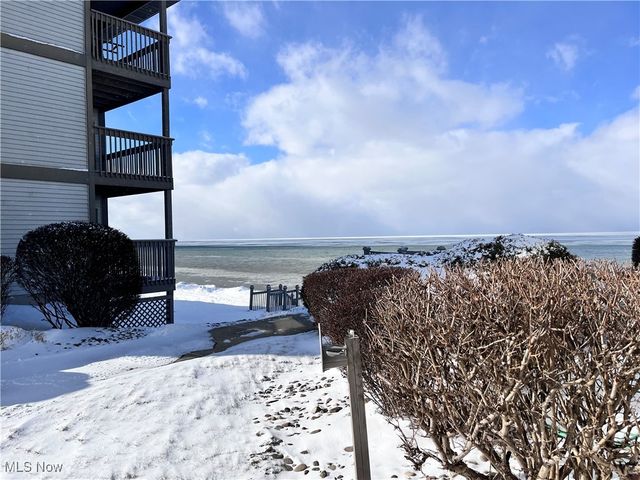 5237 W Lake Road W 1011, Ashtabula, OH 44004