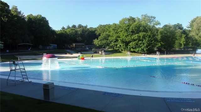 31 Stevenson Avenue, Cortlandt Manor, NY 10567