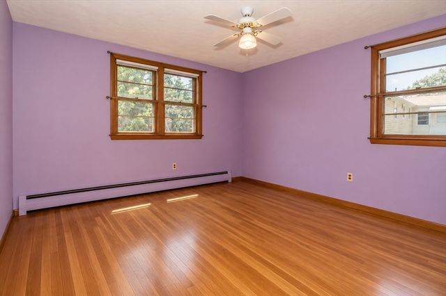 33 Daniel Dr., Burlington, MA 01803