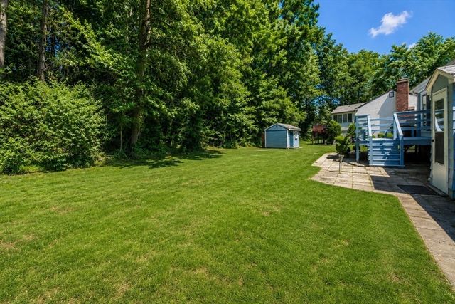 33 Daniel Dr., Burlington, MA 01803