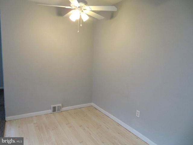 7034 VALLEY AVE, Philadelphia, PA 19128