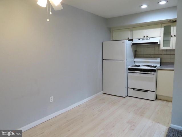 7034 VALLEY AVE, Philadelphia, PA 19128