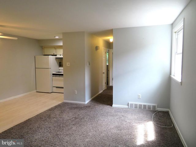 7034 VALLEY AVE, Philadelphia, PA 19128
