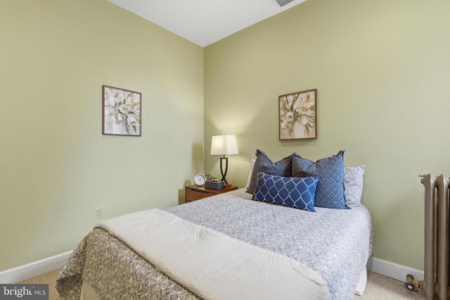 630 13TH ST NE, Washington, DC 20002