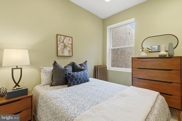 630 13TH ST NE, Washington, DC 20002