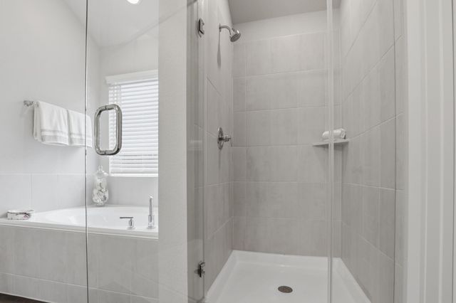 3318 Trail View Drive, Rosenberg, TX 77471