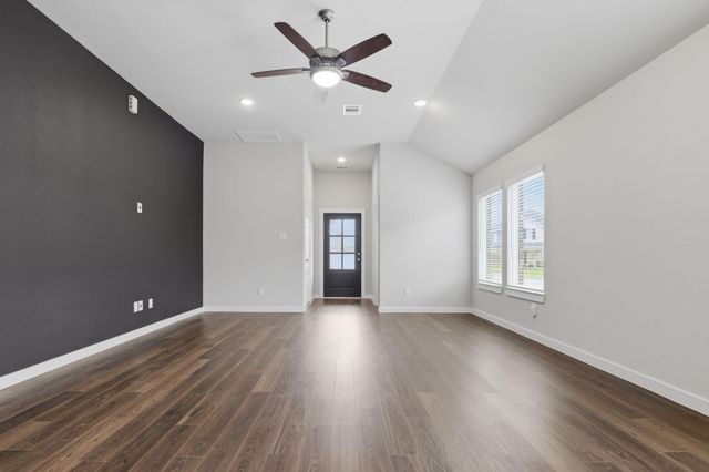 3318 Trail View Drive, Rosenberg, TX 77471