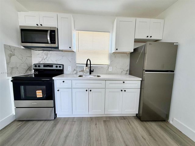 1845 Dixieanna St 1, Hollywood, FL 33020