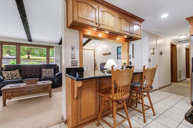 106 Club House DR, Moneta, VA 24121