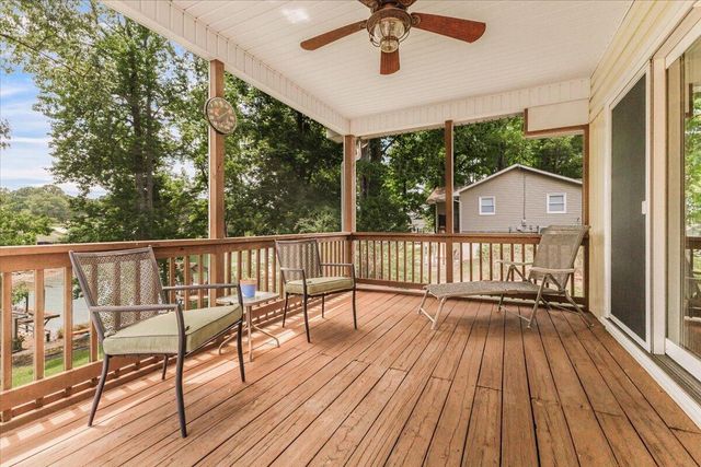 106 Club House DR, Moneta, VA 24121