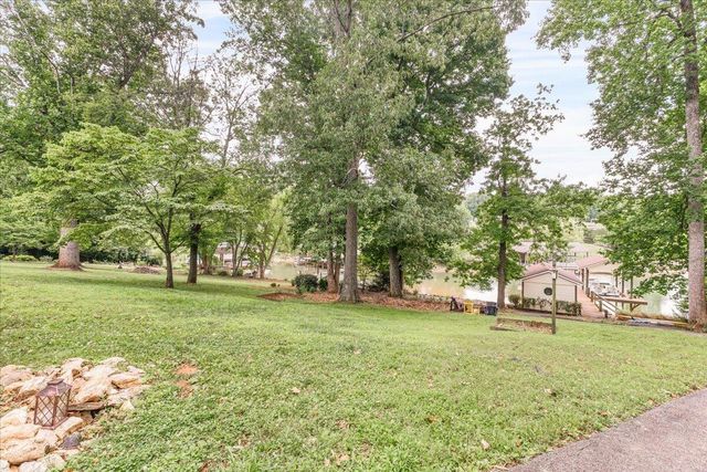 106 Club House DR, Moneta, VA 24121