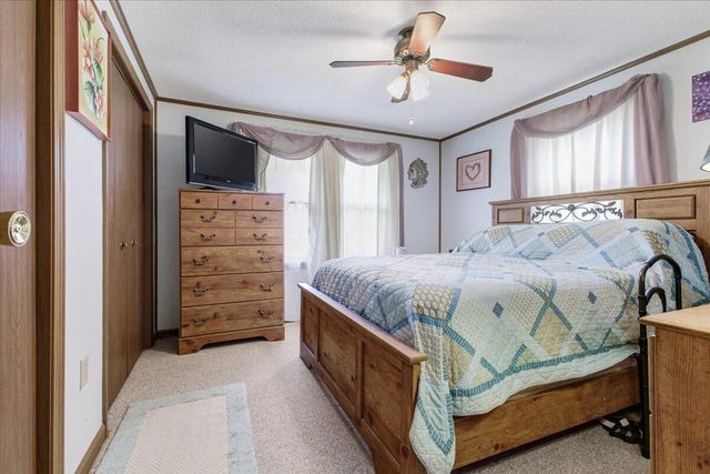 106 Club House DR, Moneta, VA 24121