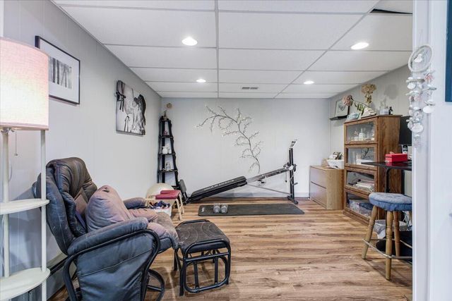 106 Club House DR, Moneta, VA 24121