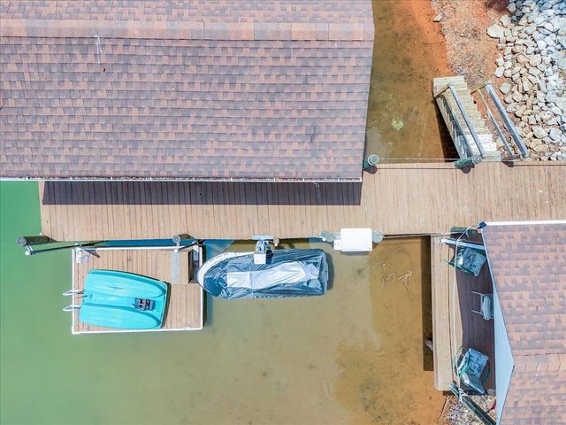 106 Club House DR, Moneta, VA 24121