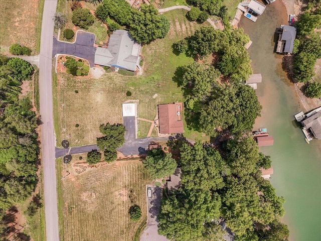 106 Club House DR, Moneta, VA 24121