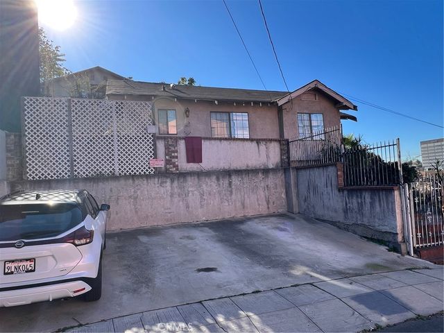 1414 Fairbanks, Los Angeles, CA 90026