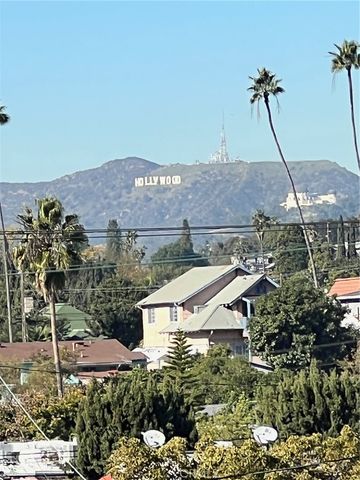 1414 Fairbanks, Los Angeles, CA 90026