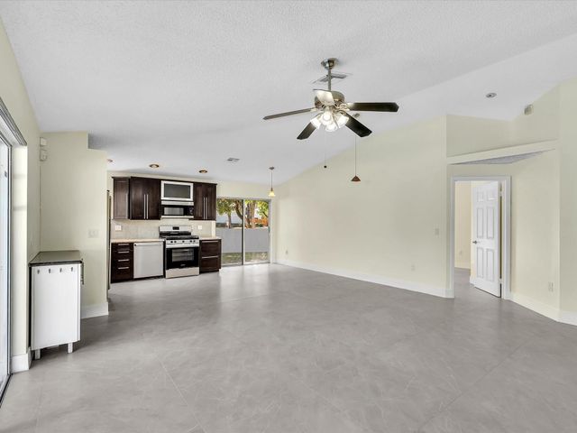 13400 NW 5th Court, Plantation, FL 33325