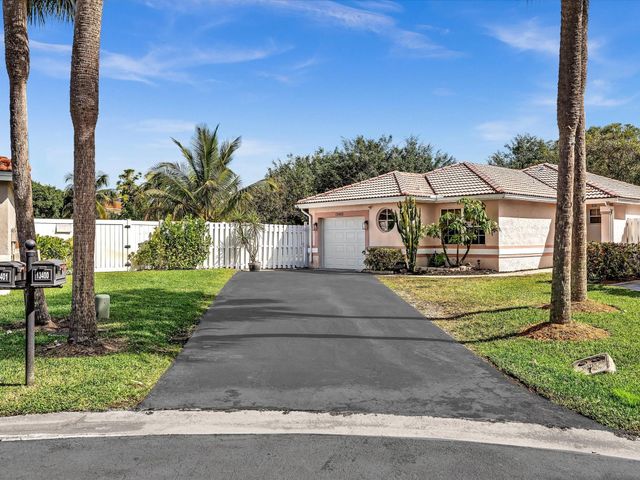 13400 NW 5th Court, Plantation, FL 33325